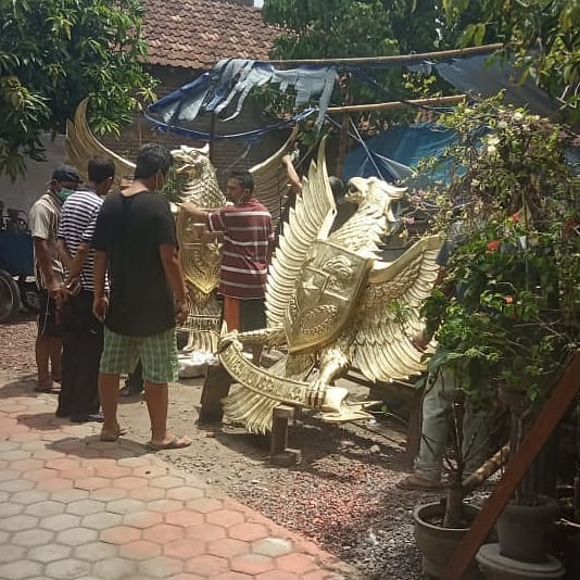 Bikin Lambang Garuda  Pancasila  dari Logam di NBAS Kotagede 